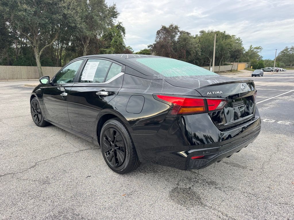 2021 Nissan Altima 2.5 S photo 4