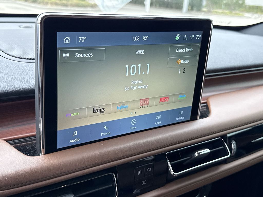 Thumbnail: 2022 Lincoln Aviator - 23