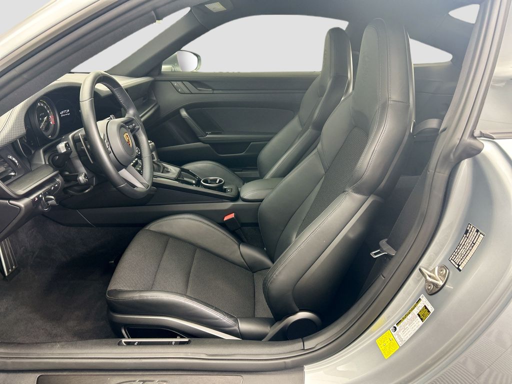 Thumbnail: 2022 Porsche 911 - 5