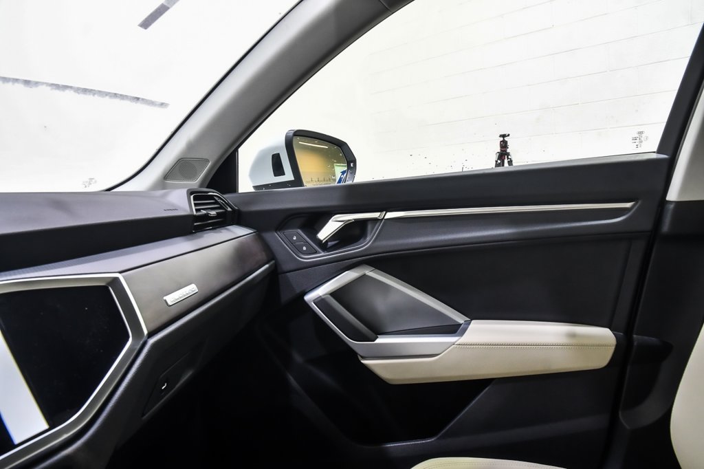 New 2025 White Audi Premium image 28