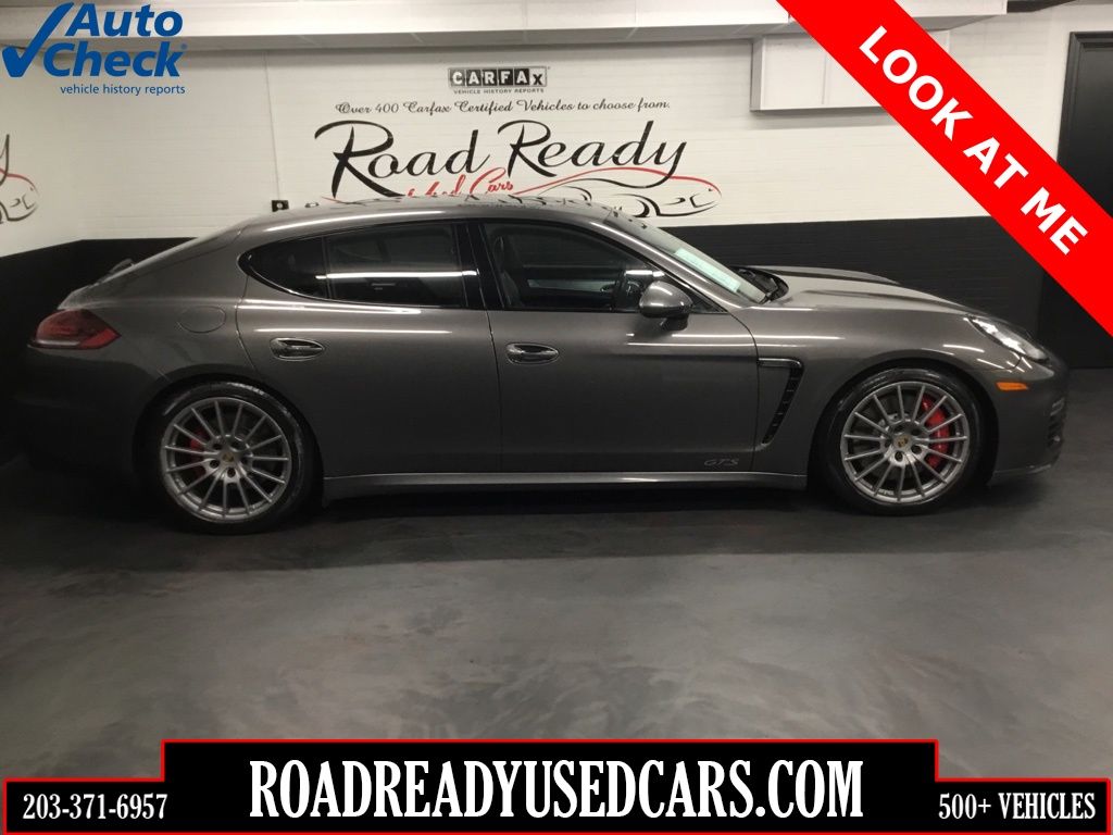 2016 Porsche Panamera GTS