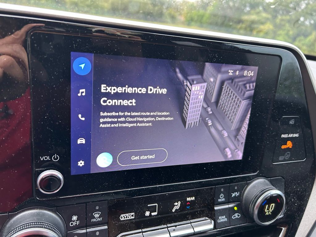 Thumbnail: 2023 Toyota Highlander - 23