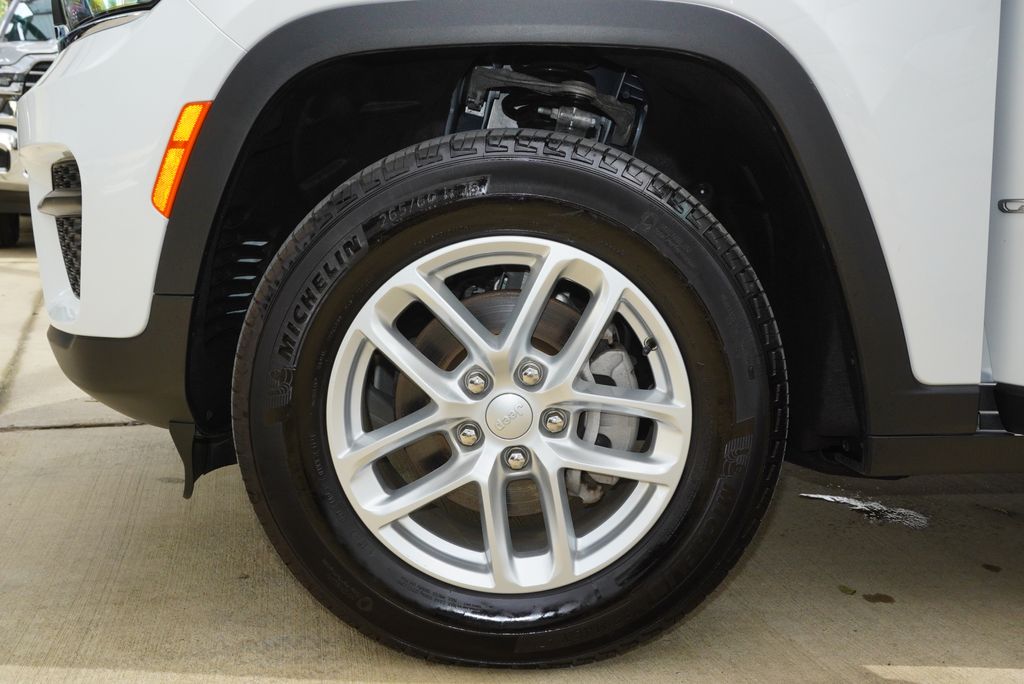 Used Car 2025 Jeep Grand Cherokee  Laredo X For Sale Under $35,000 In Weatherford, Texas