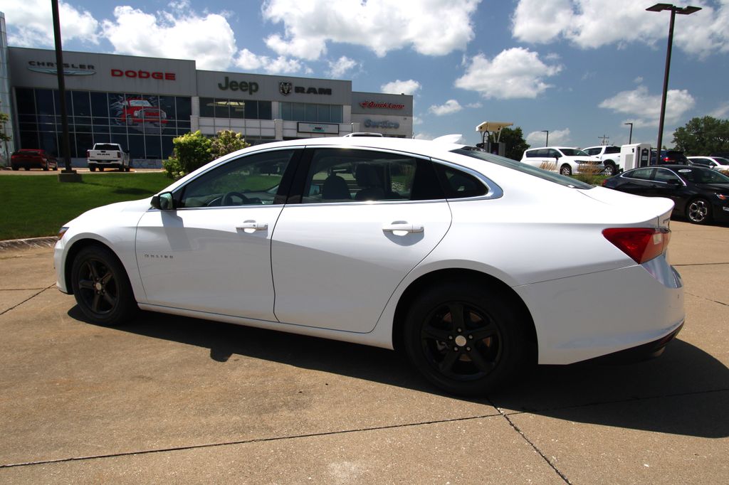 Used 2024 Chevrolet Malibu Sedan