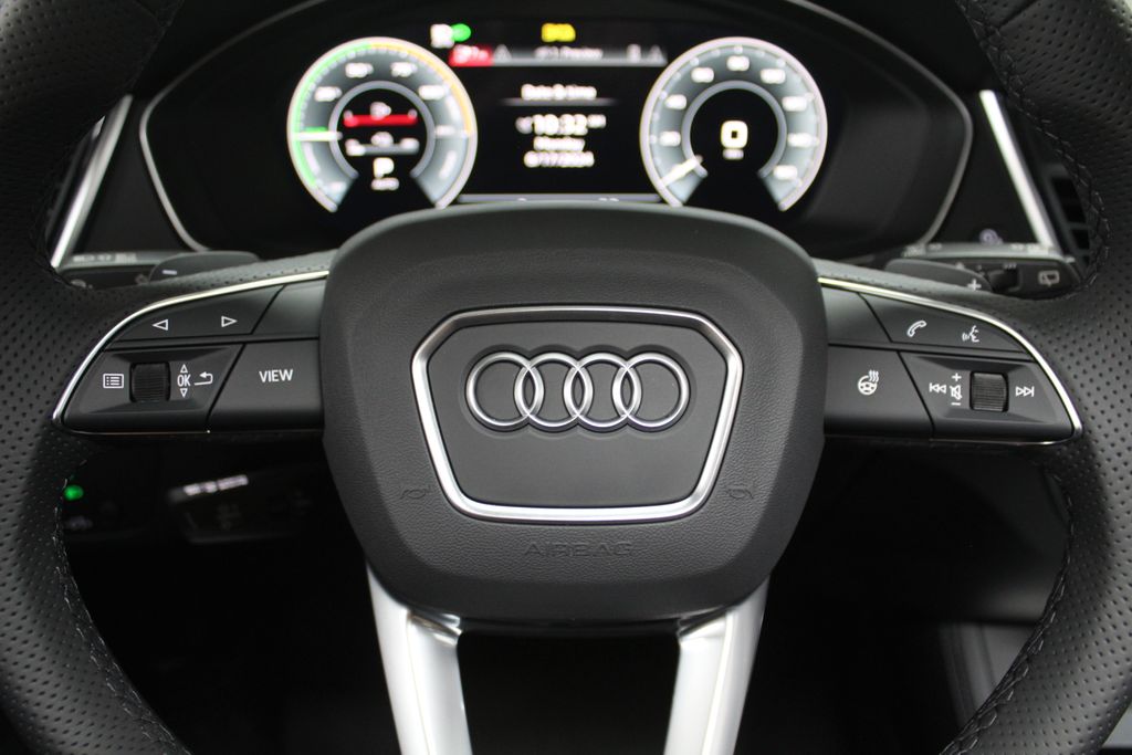 2024 Audi Q5  30