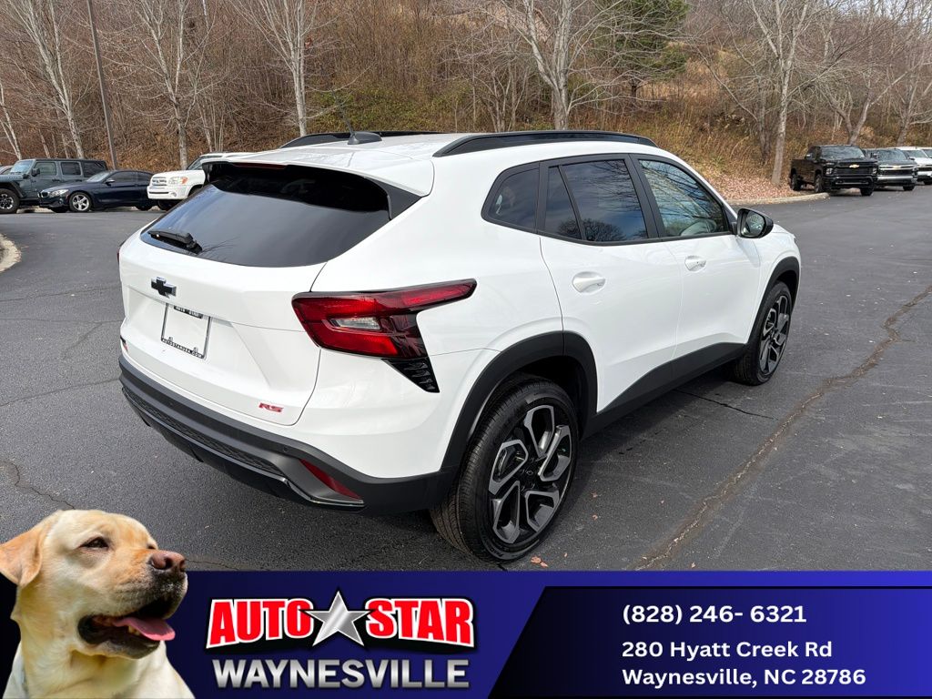 new 2025 Chevrolet Trax car, priced at $26,290