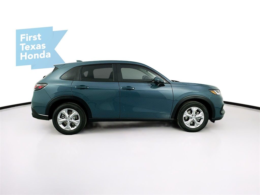 2025 Honda HR-V LX photo