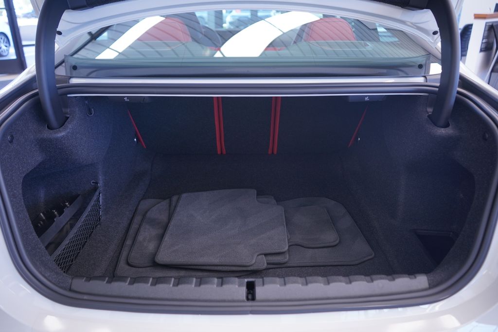 Thumbnail: 2024 BMW M4 - 22