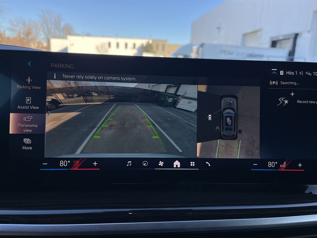 Thumbnail: 2024 BMW X7 - 17