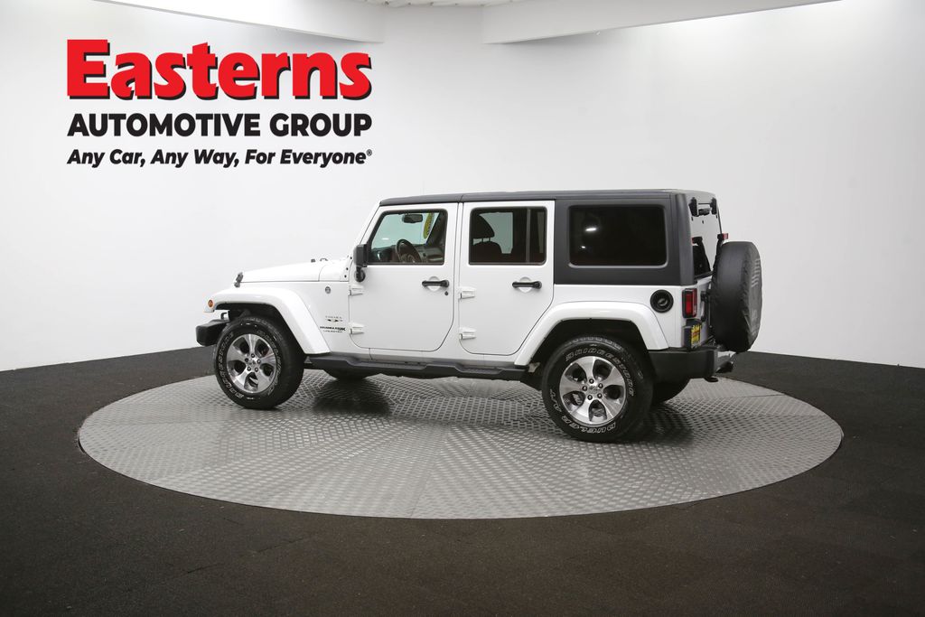 Used 2018 White Jeep Unlimited Sahara image 60