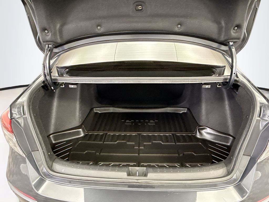 Thumbnail: 2022 Honda Civic - 26