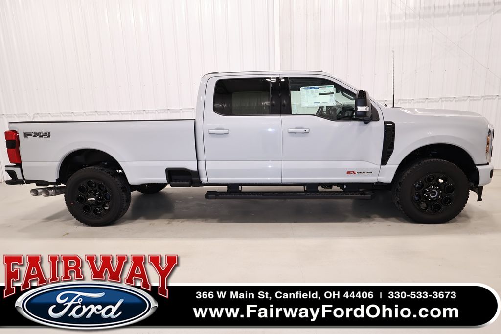 Avalanche 2025 Ford F-250 Super Duty Lariat Crew Cab 4WD Pickup Truck Four-Wheel Drive Automatic