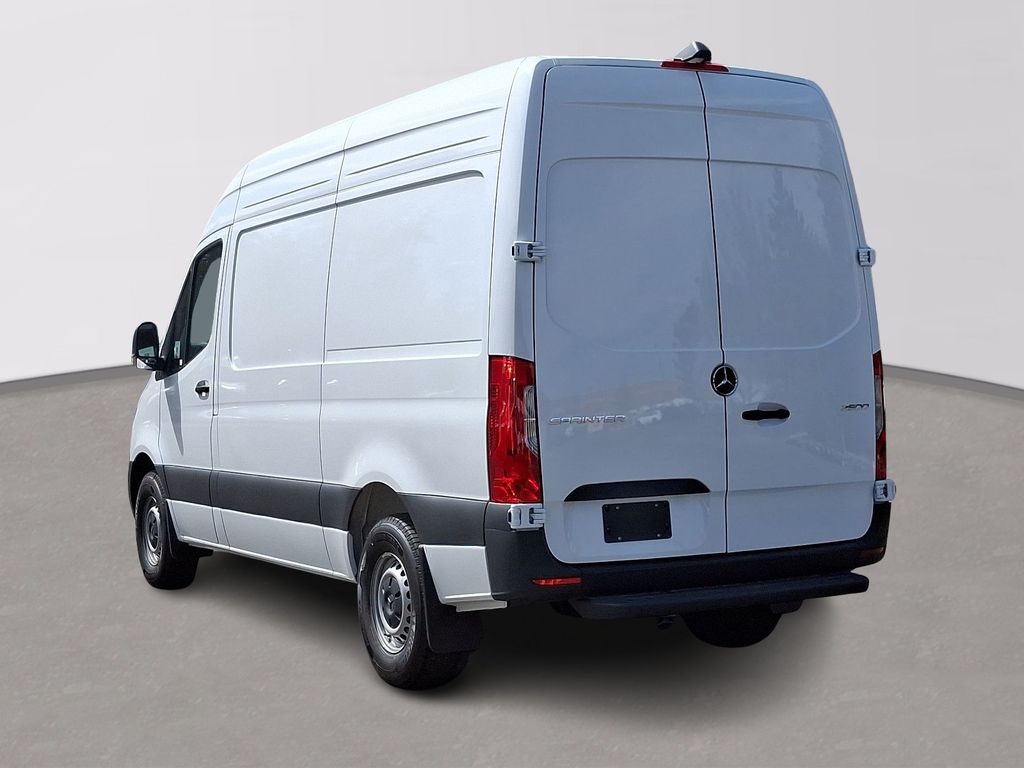 2025 Mercedes-Benz Sprinter 2500 4