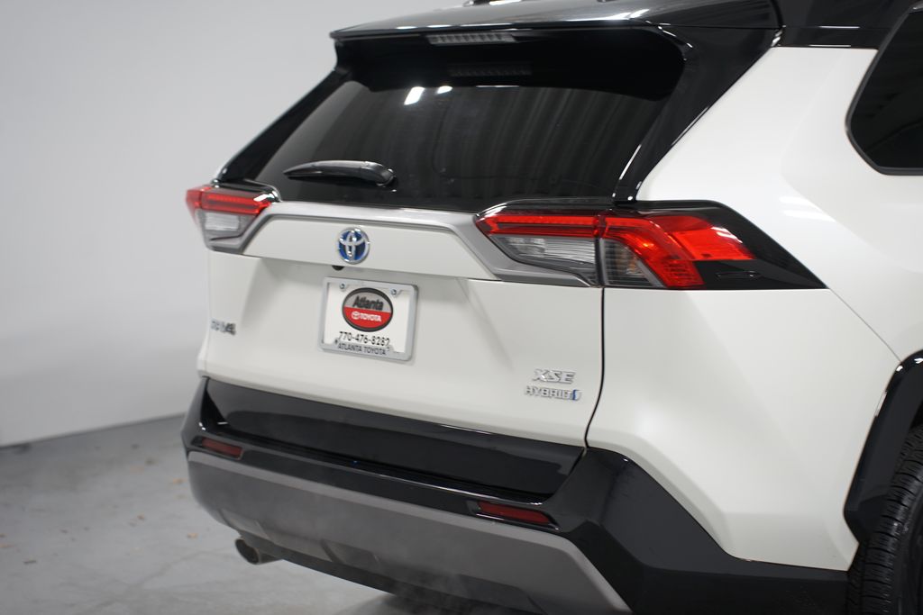 2020 Toyota RAV4 XSE 9