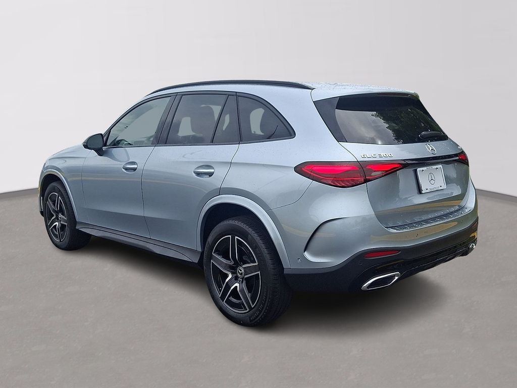 Thumbnail: 2026 Mercedes-Benz GLC - 4