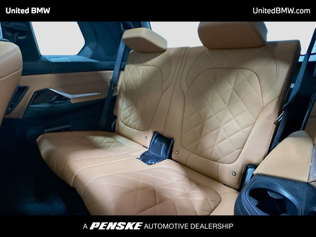 Thumbnail: 2024 BMW X7 - 14
