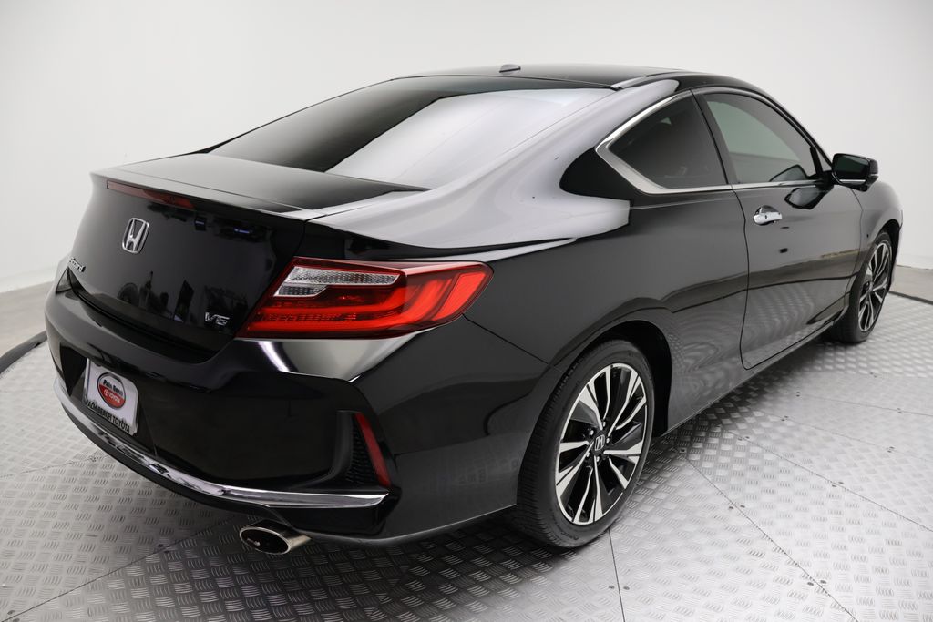 Thumbnail: 2017 Honda Accord - 8