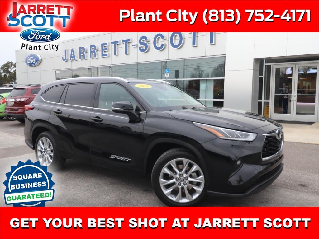 2023 Toyota Highlander Limited FWD