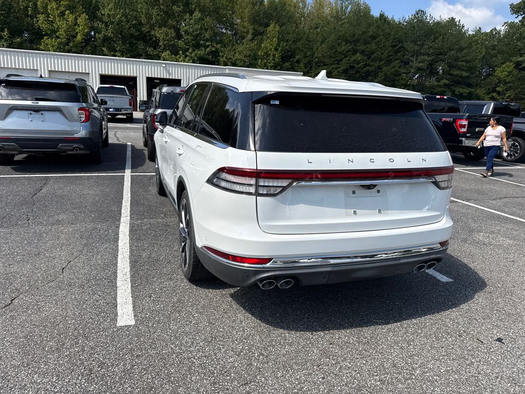2020 White Lincoln Aviator Reserve AWD SUV