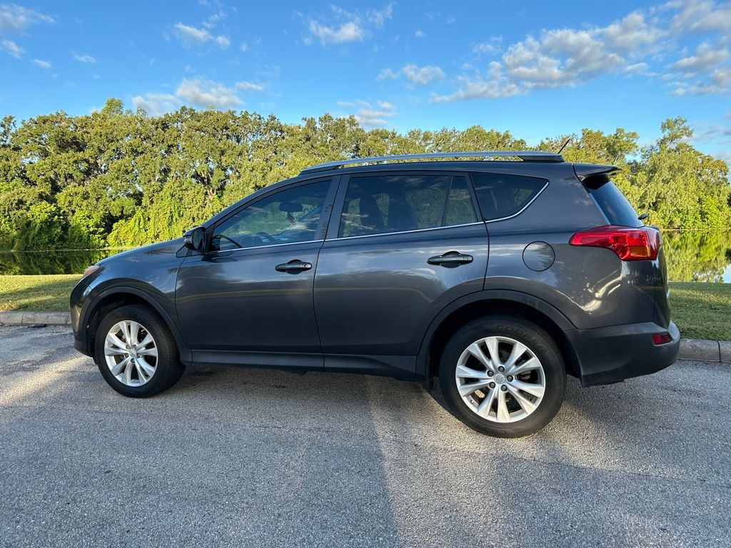 Thumbnail: 2015 Toyota RAV4 - 3