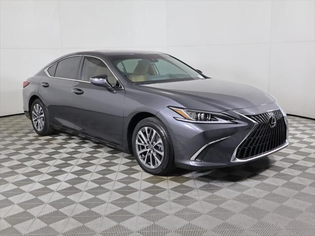 Thumbnail: 2025 Lexus ES - 3