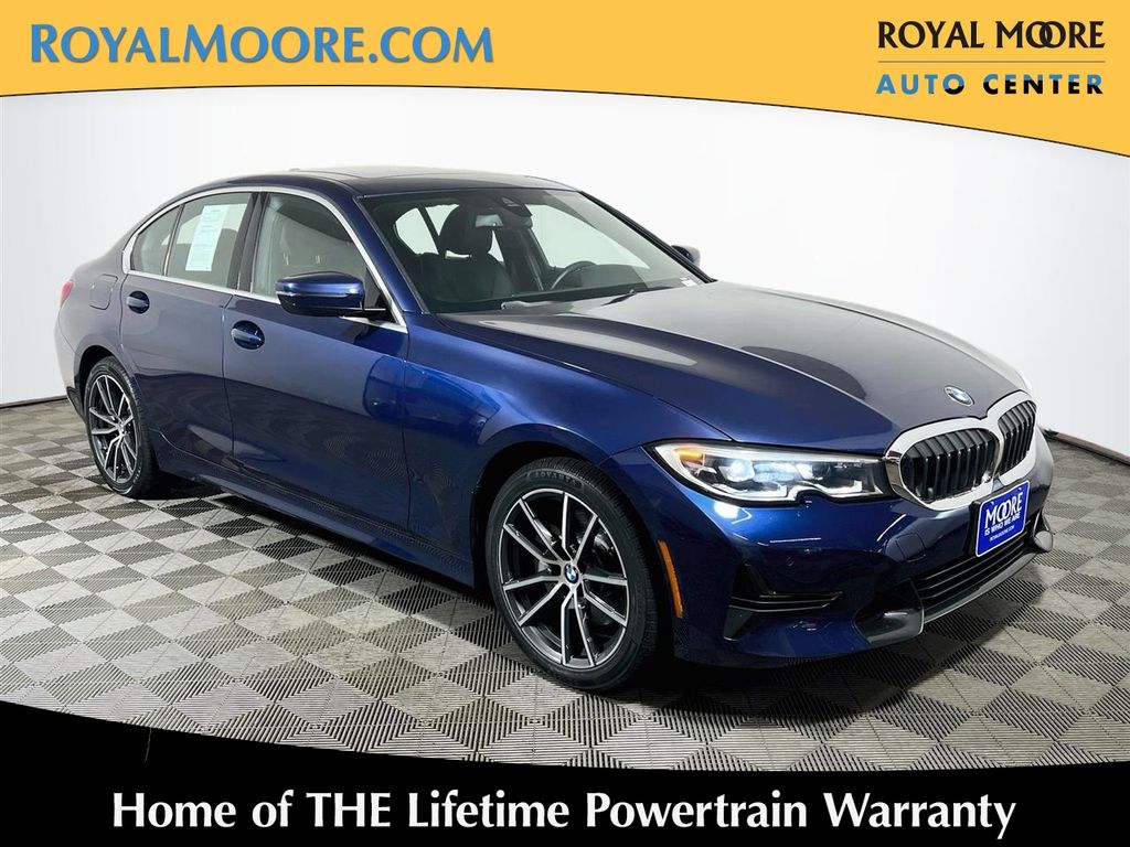 Mediterranean Blue Metallic 2019 BMW 3 Series Sedan All-Wheel Drive 8-Speed Automatic