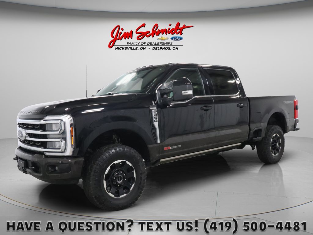 Agate Black Metallic 2025 Ford F-250 Super Duty Pickup Truck Four-Wheel Drive Automatic