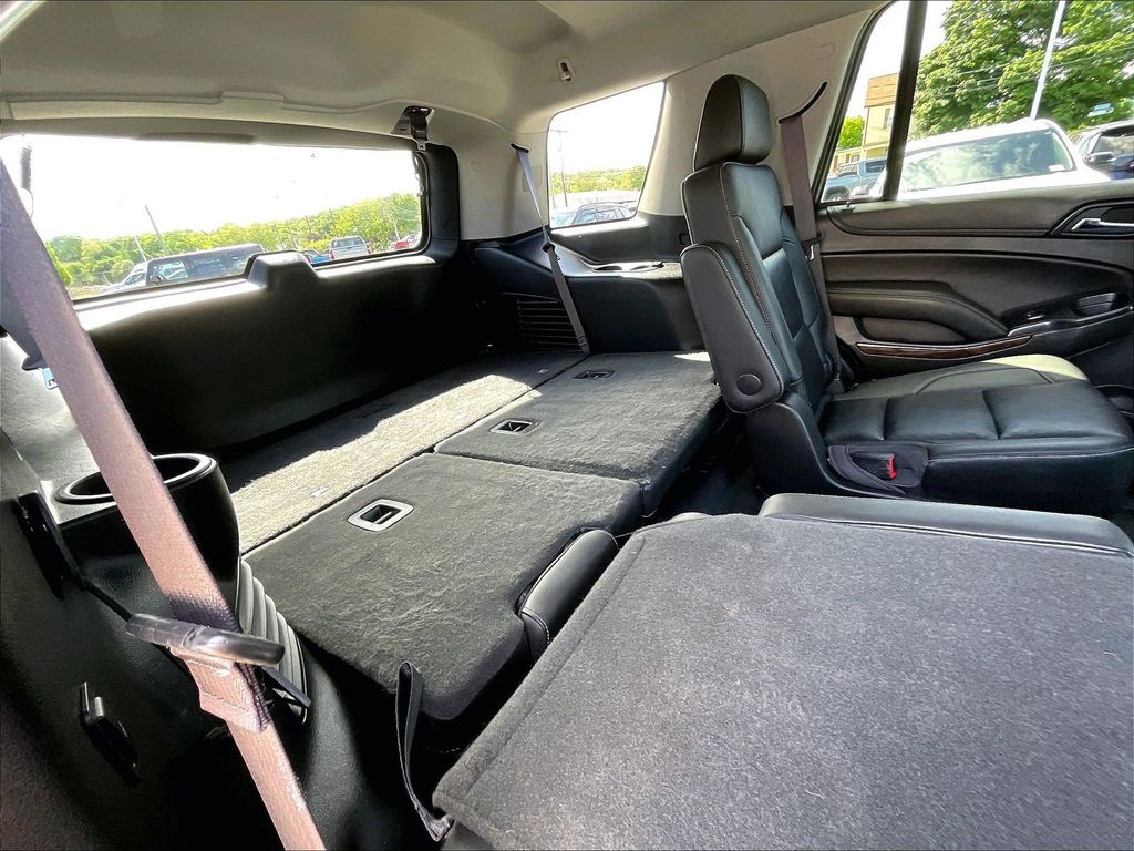 2017 Chevrolet Tahoe — photo 17