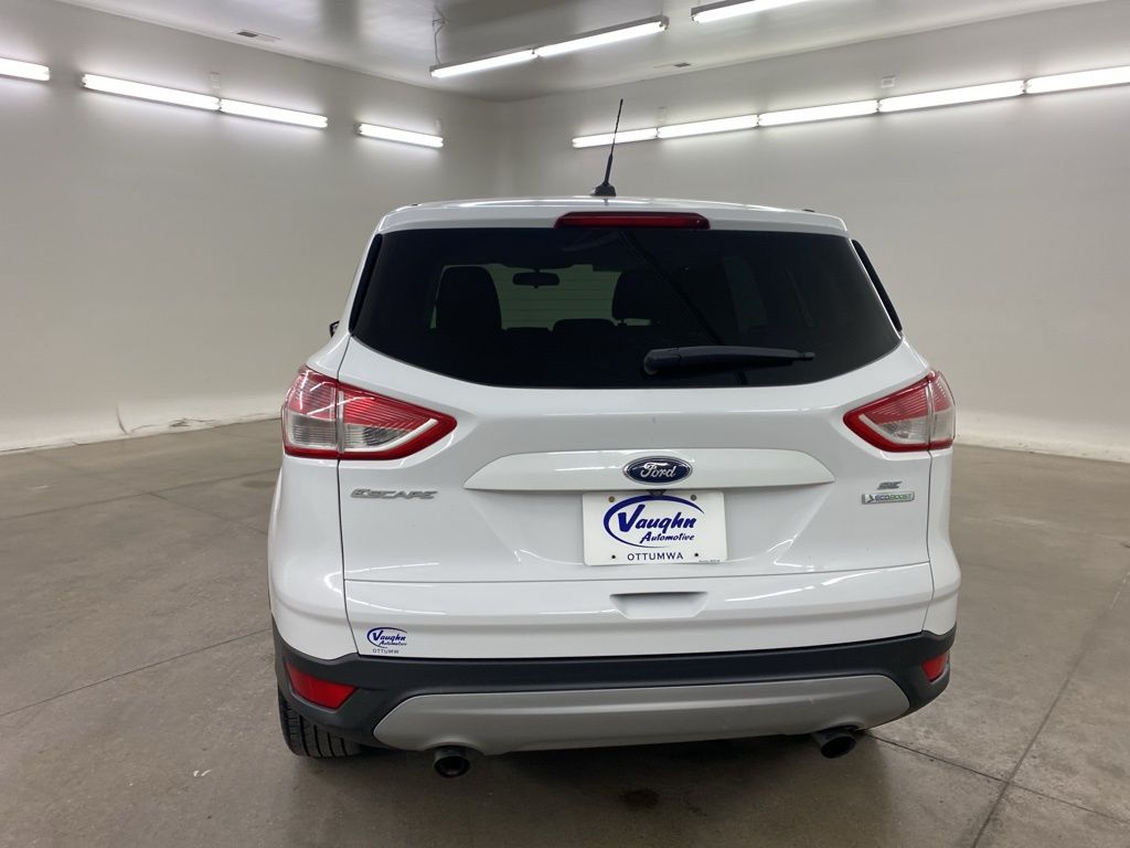 2016 Ford Escape SE photo