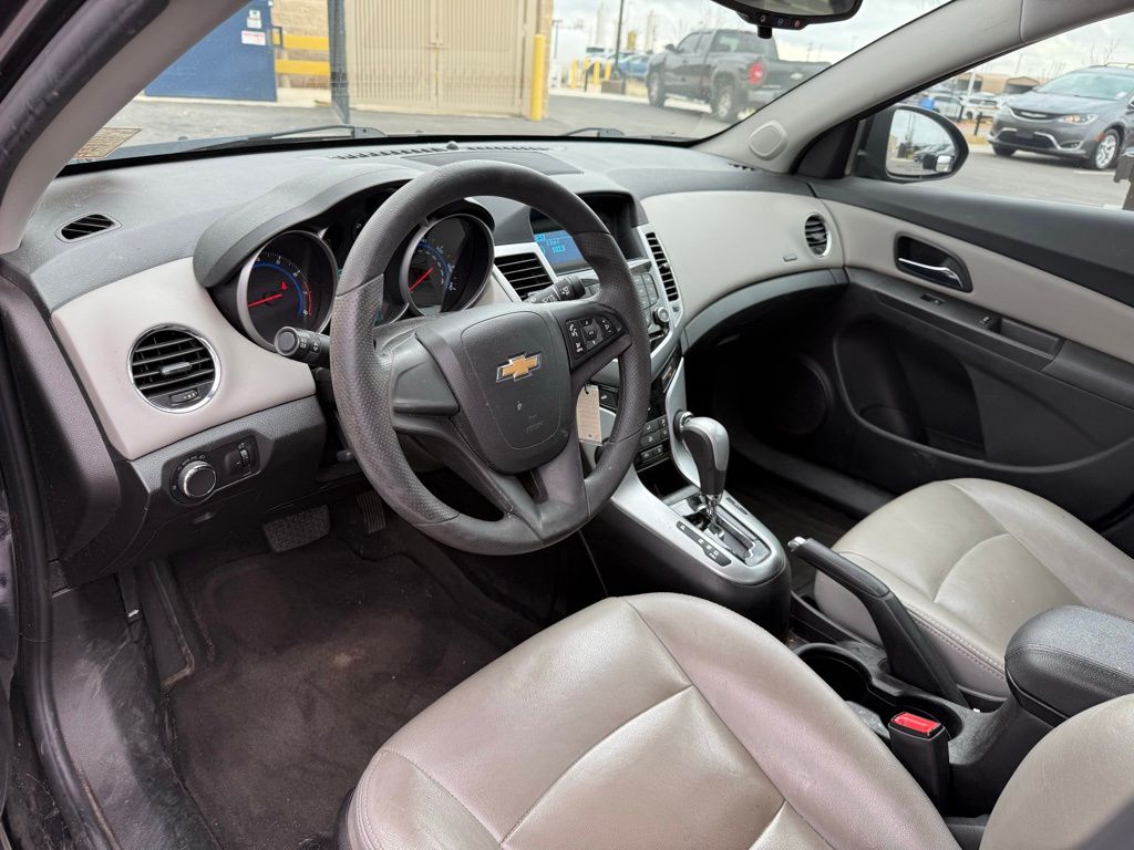 Thumbnail: 2016 Chevrolet Cruze - 7