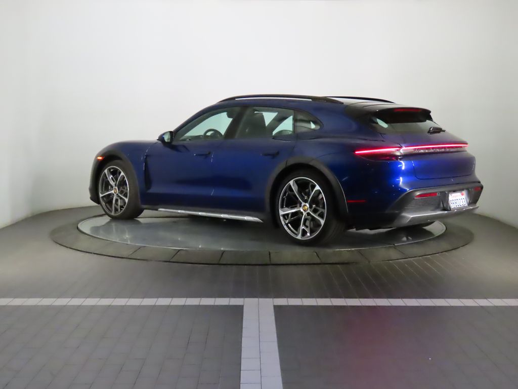 Thumbnail: 2024 Porsche Taycan - 3