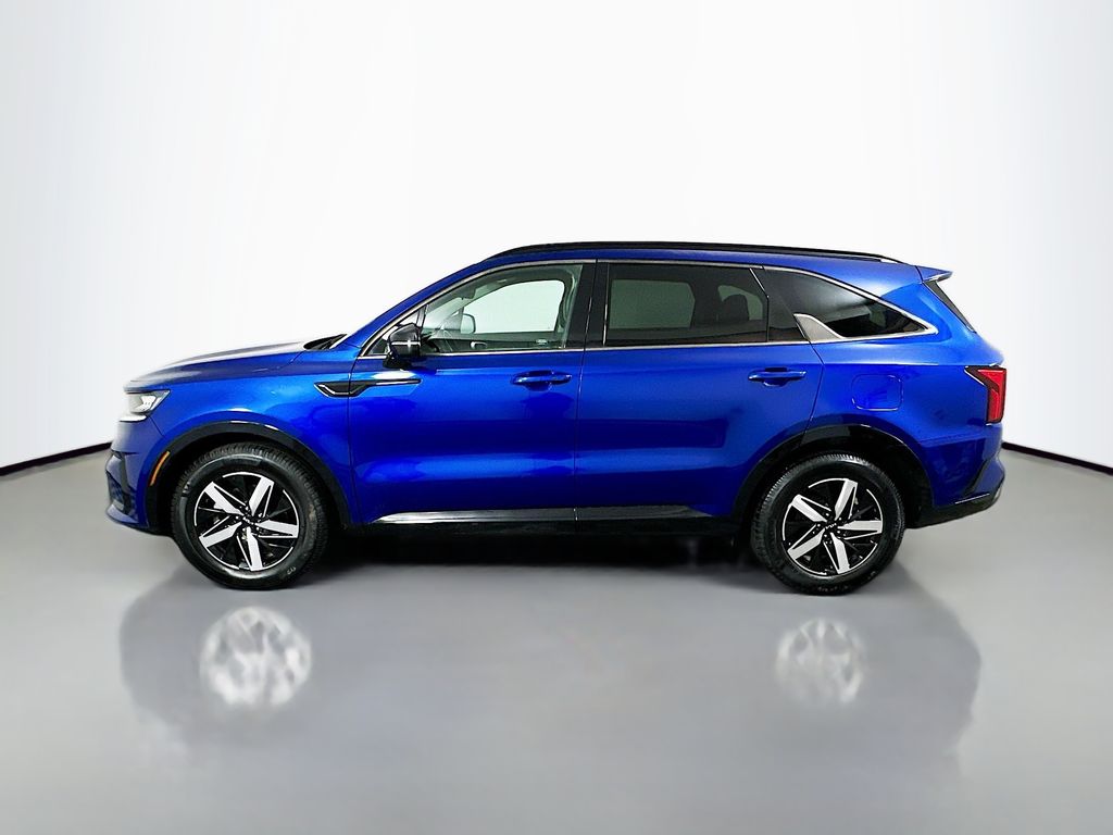 Thumbnail: 2022 Kia Sorento - 8