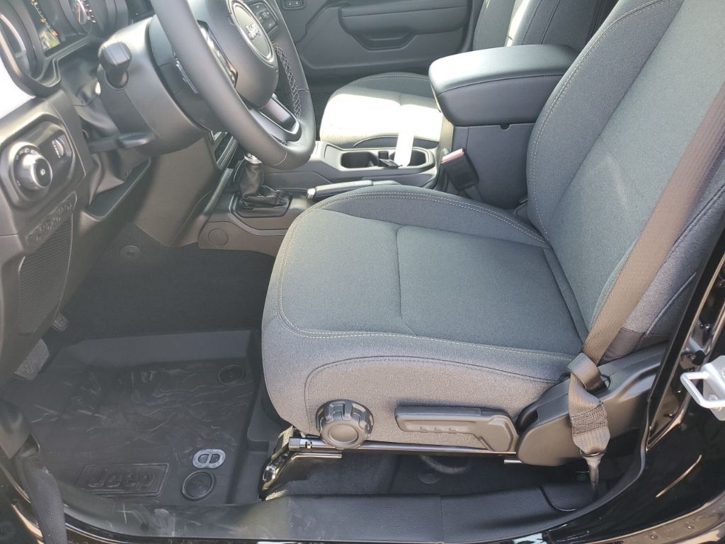 New Car 2025 Jeep Wrangler  For Sale Under $50,000 In Austin, Texas