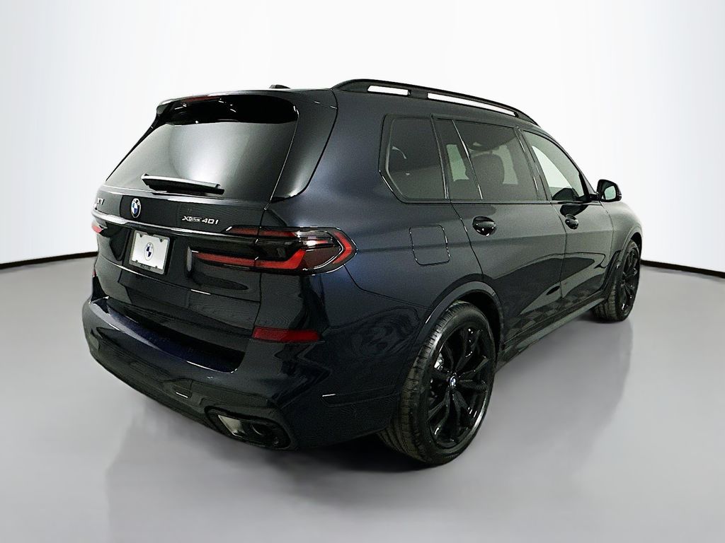 Thumbnail: 2026 BMW X7 - 5