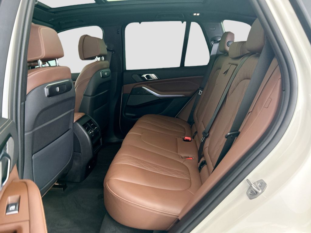 Thumbnail: 2024 BMW X5 - 20