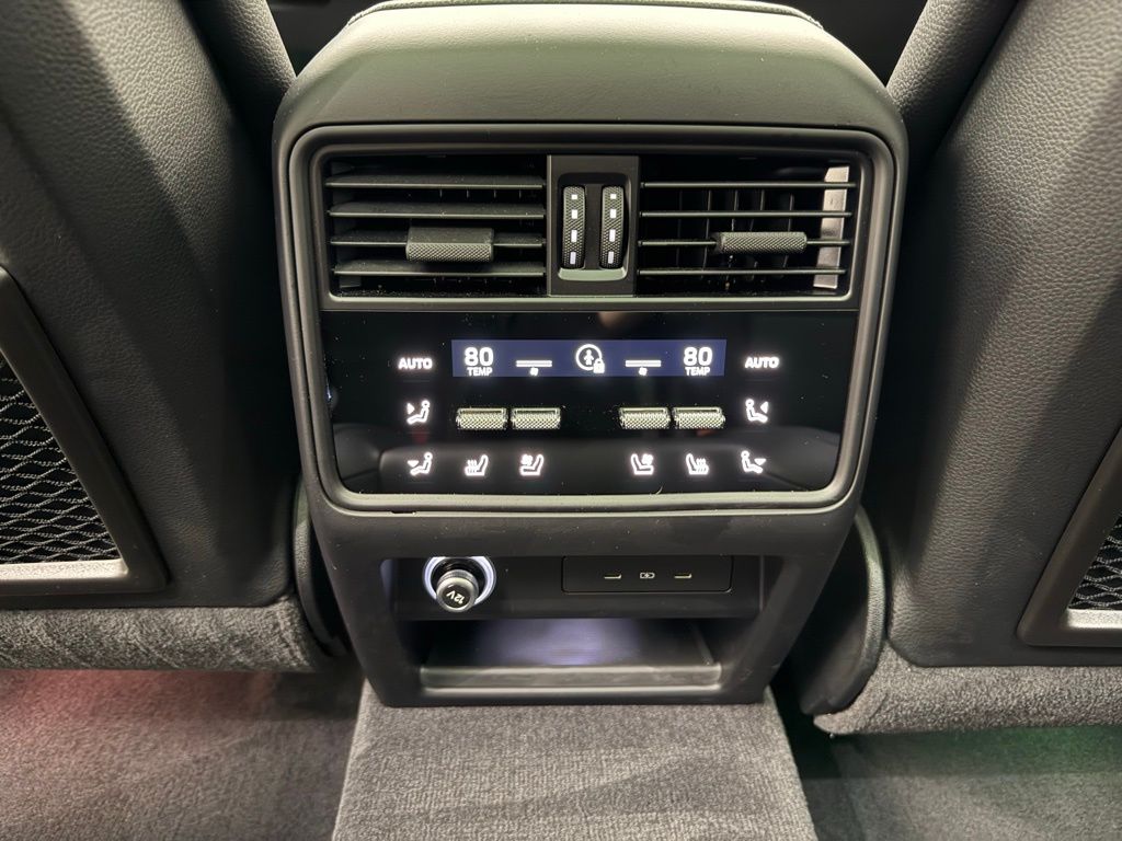 Thumbnail: 2025 Porsche Cayenne - 28