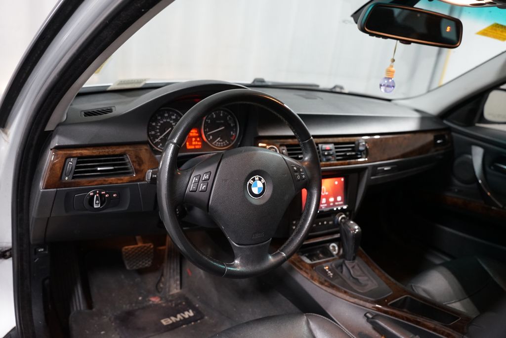 Thumbnail: 2009 BMW 3 Series - 7