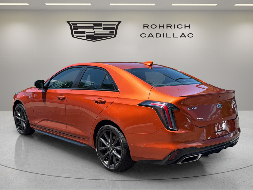2023 Cadillac CT4