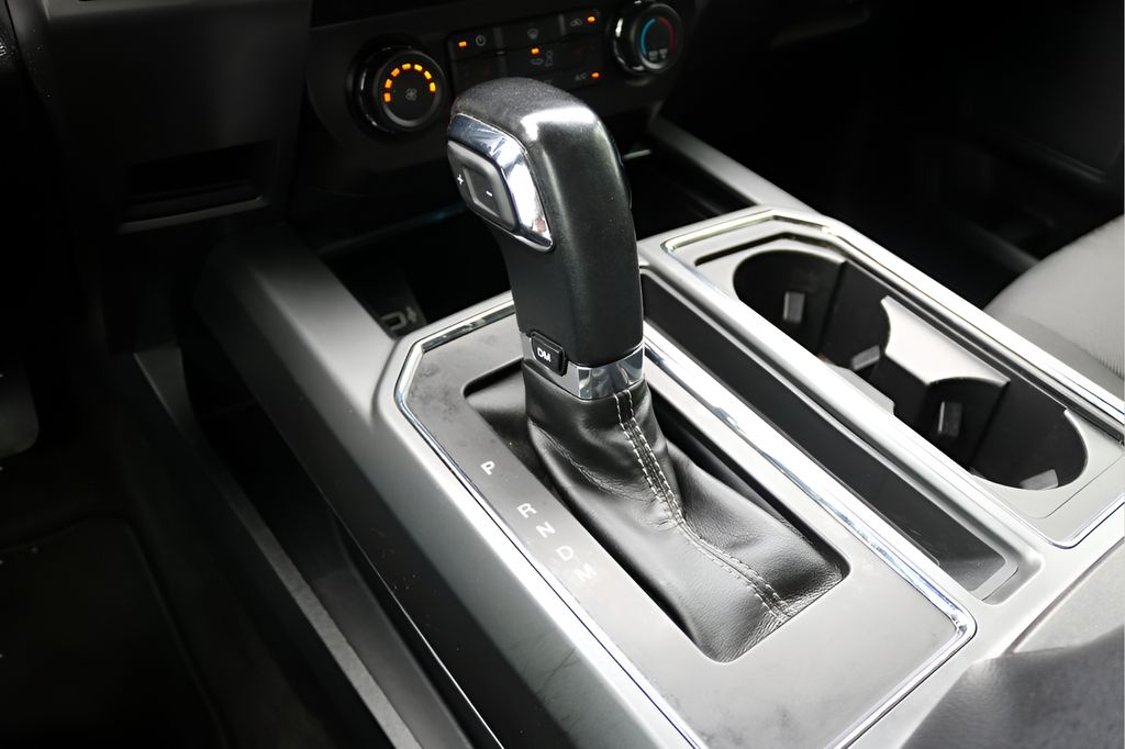 Used 2019 Silver Ford XLT image 25