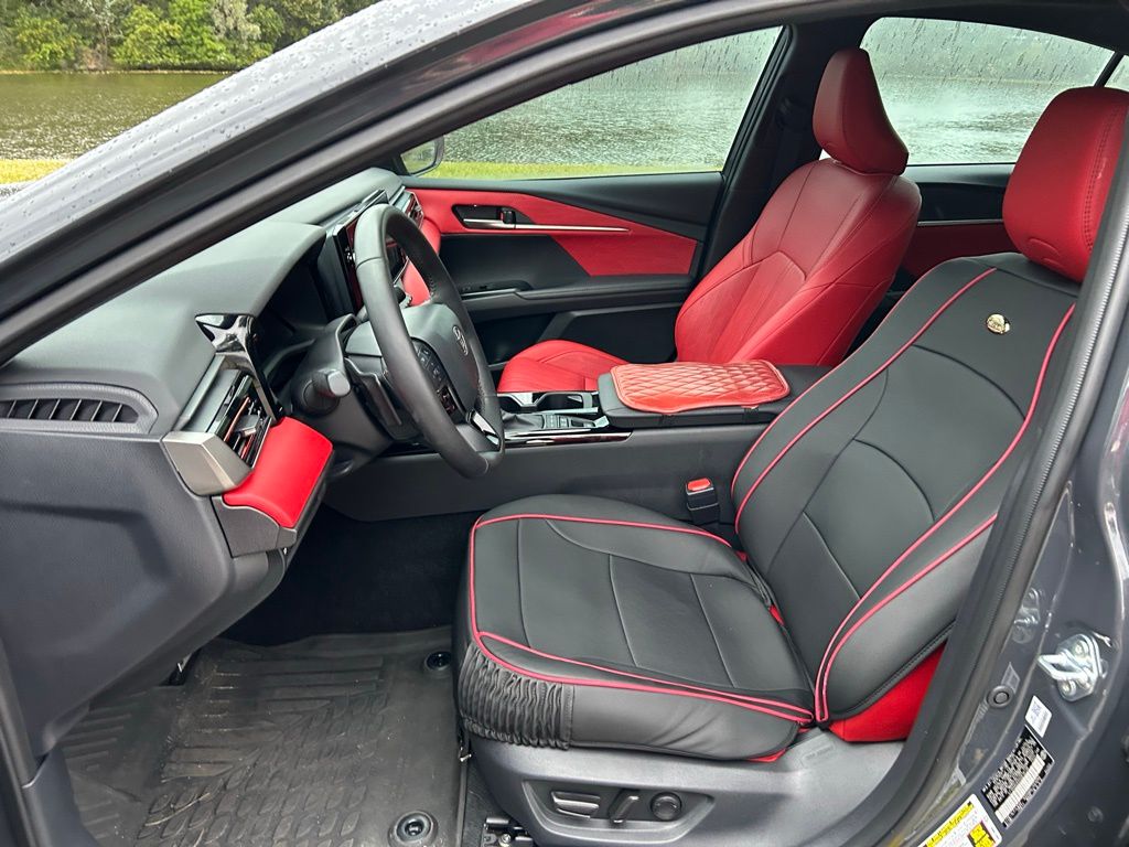 Thumbnail: 2025 Toyota Camry - 14