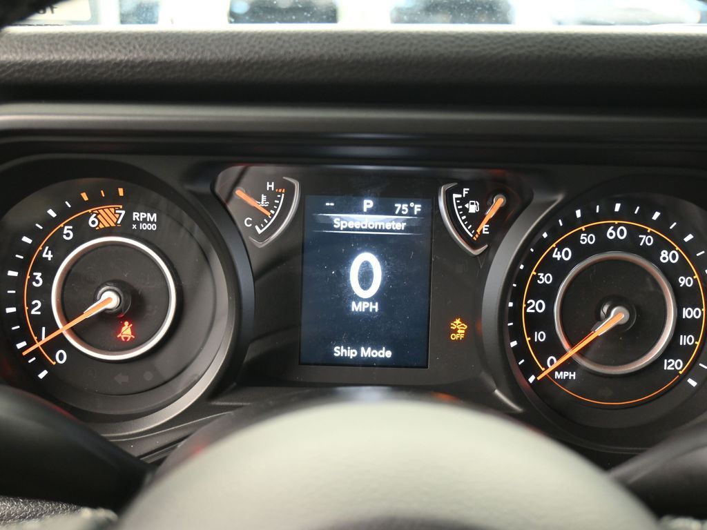 New 2026 Granite Crystal Metallic Clearcoat Jeep Willys image 22