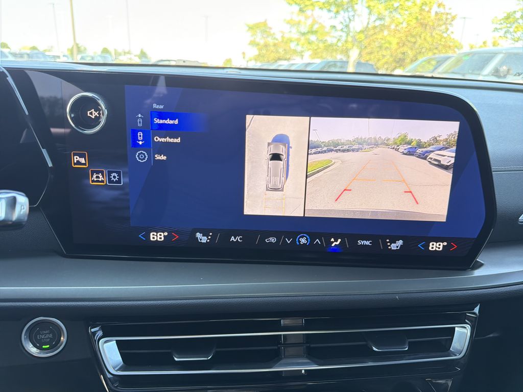 2024 Chevrolet Traverse LT FWD