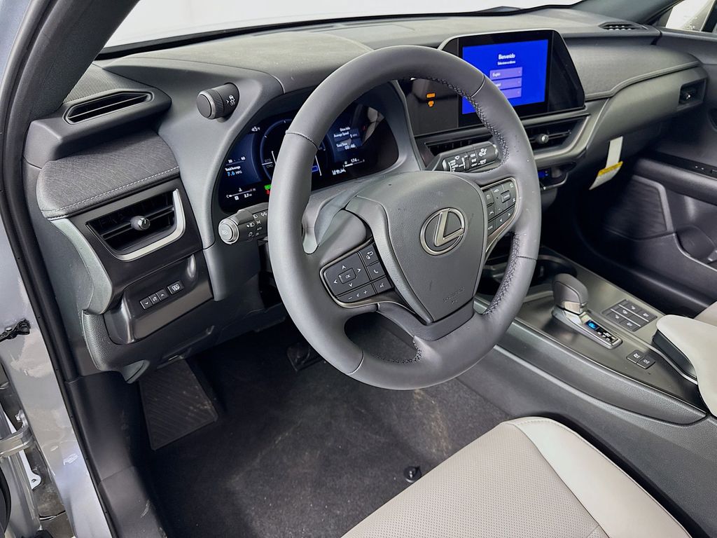 Thumbnail: 2026 Lexus UX - 9