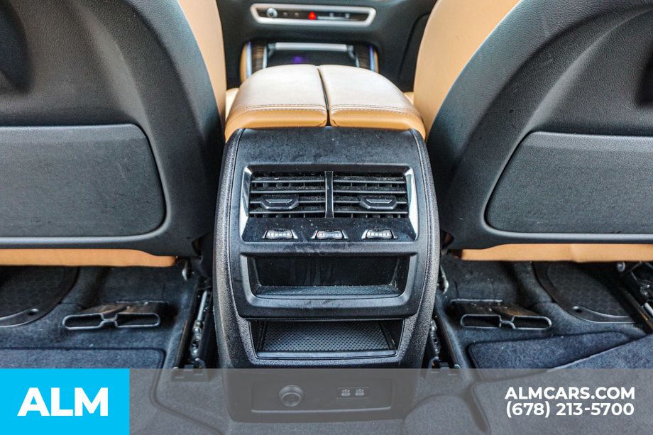 Used 2026 Black BMW sDrive40i image 31