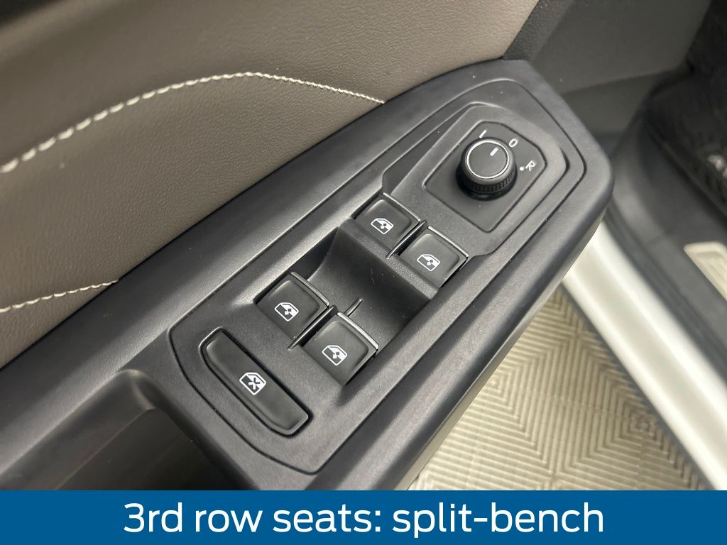 2021 Volkswagen Atlas V6 SE Technology R-Line photo 23