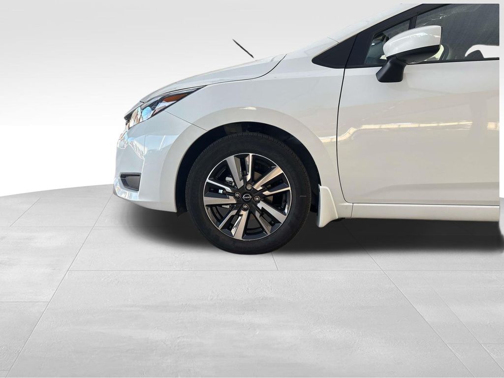 2025 Nissan Versa