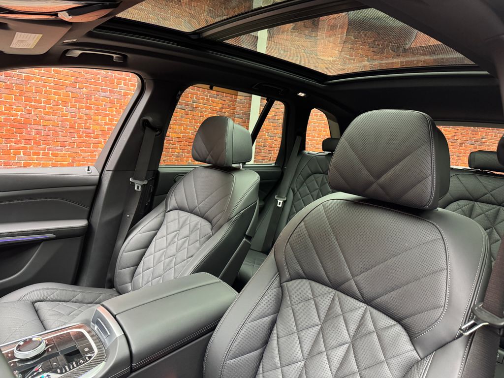 Certified Used 2025 Black BMW M60i image 3