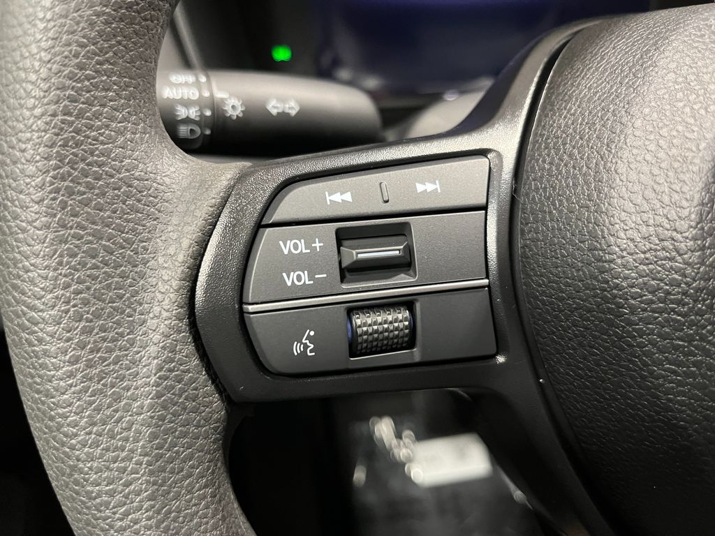 2025 Honda Accord SE - Photo 14