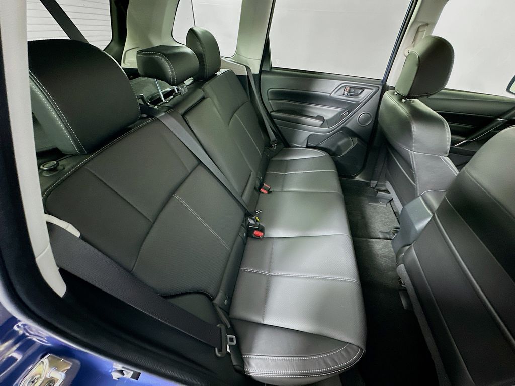 2017 Subaru Forester Touring 27