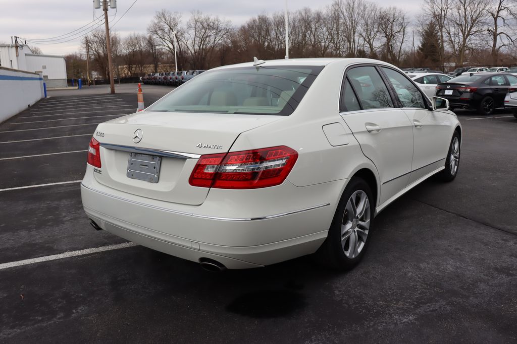 2010 Mercedes-Benz E-Class E 350 5